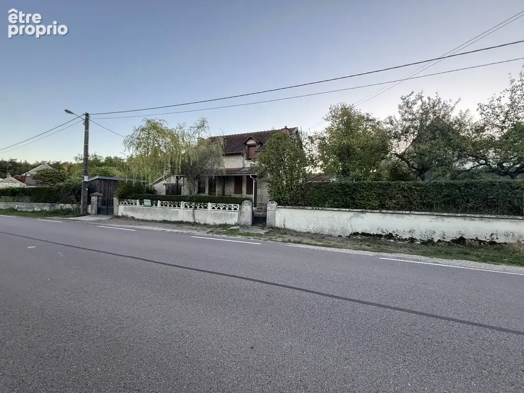 Photo Maison à Chamesson au prix de 139 100€
