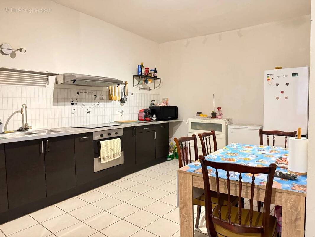 Appartement à SAINTE-ANASTASIE-SUR-ISSOLE