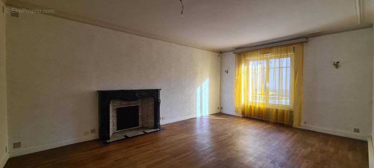 Maison à LA CHAPELLE-HEULIN