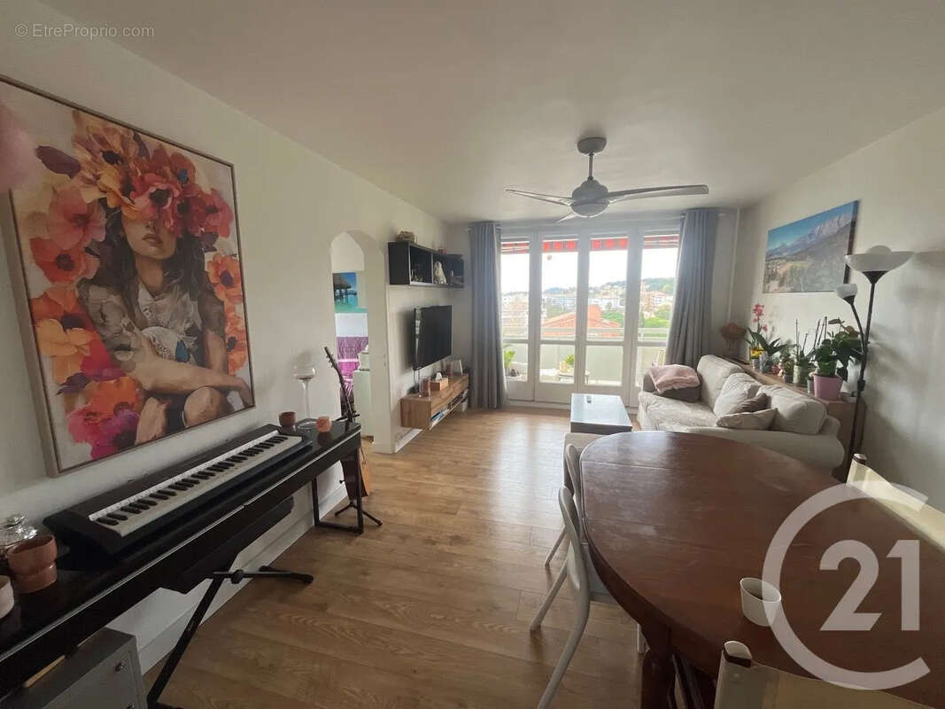 Appartement à LA GARDE