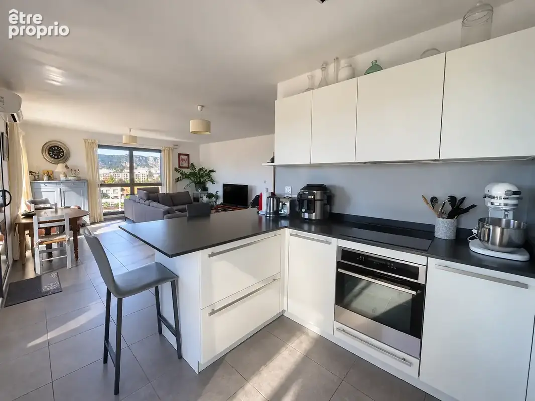 Exclusivité   dernier étage   4 pièces de 93 m2   terrasse 53 m2   garage et parking - photo 7