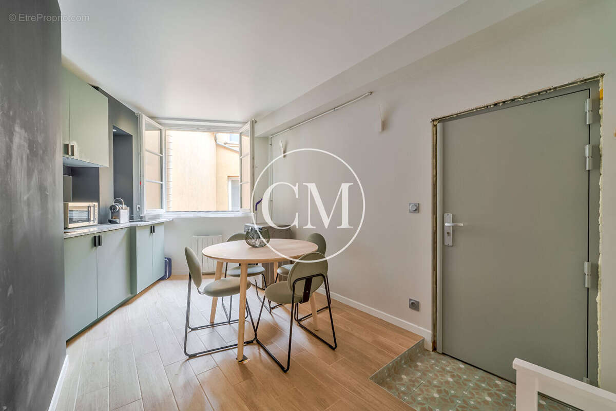 Appartement à VERSAILLES