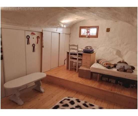 Appartement à NANS-LES-PINS