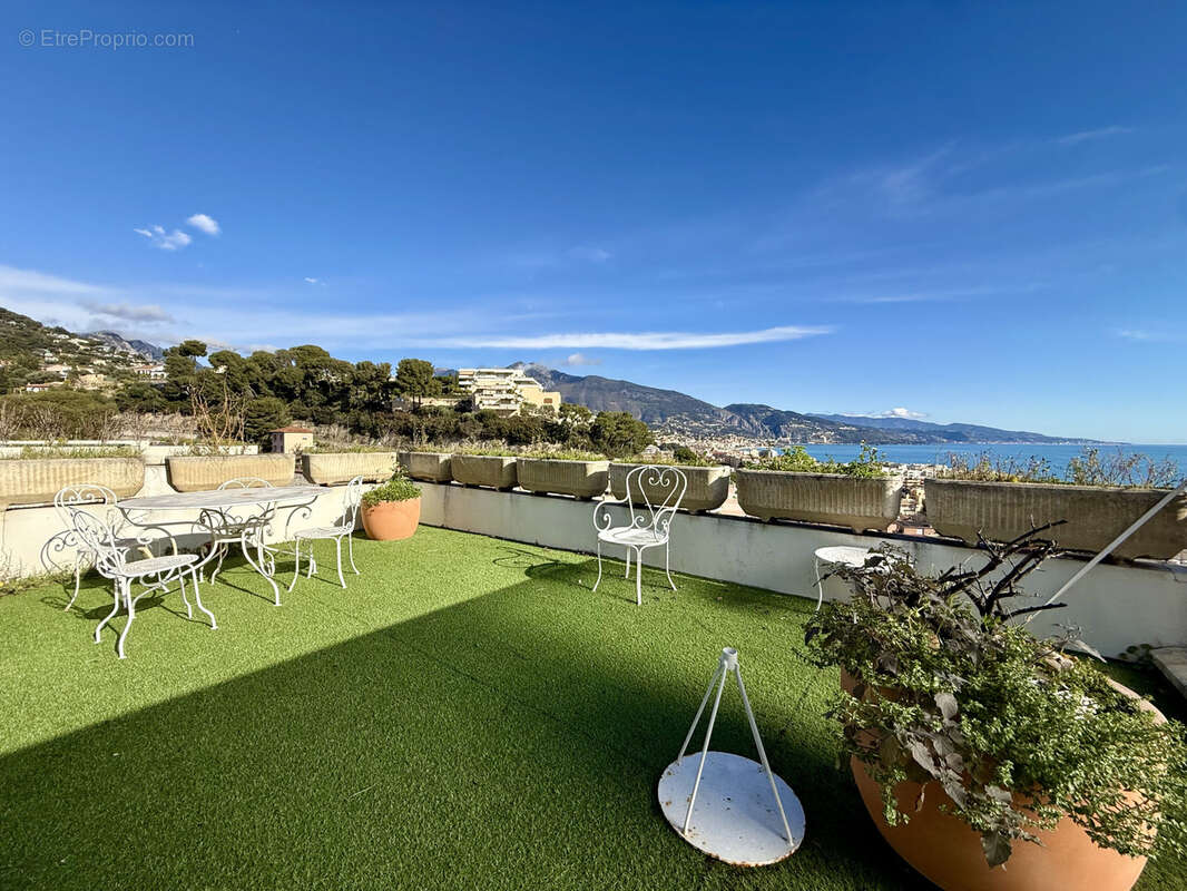 Appartement à ROQUEBRUNE-CAP-MARTIN