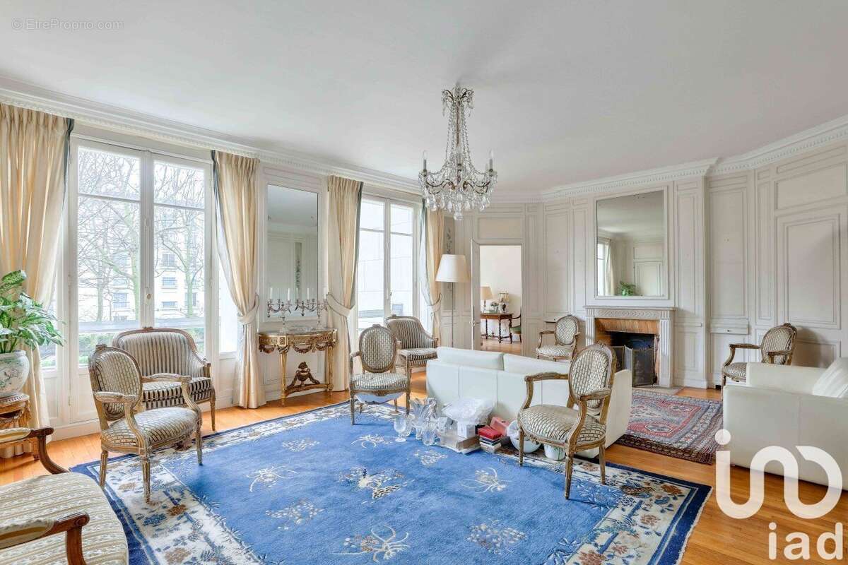 Photo 2 - Appartement à NEUILLY-SUR-SEINE