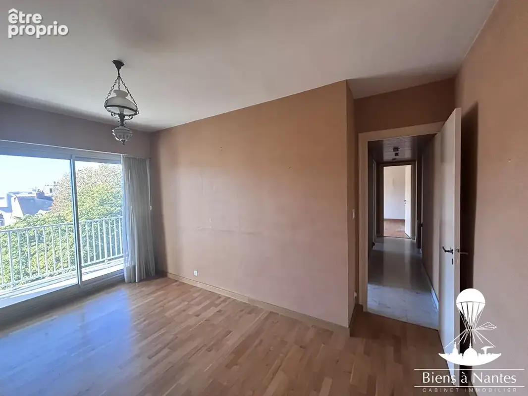 Nantes Appartement T5 guist'hau, ascenseur, parking et cave - photo 13