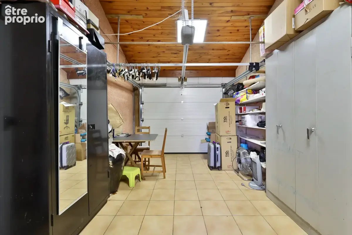 Venissieux charréard - maison familiale 115 m² - 5 chambres - jardin - garage - photo 12