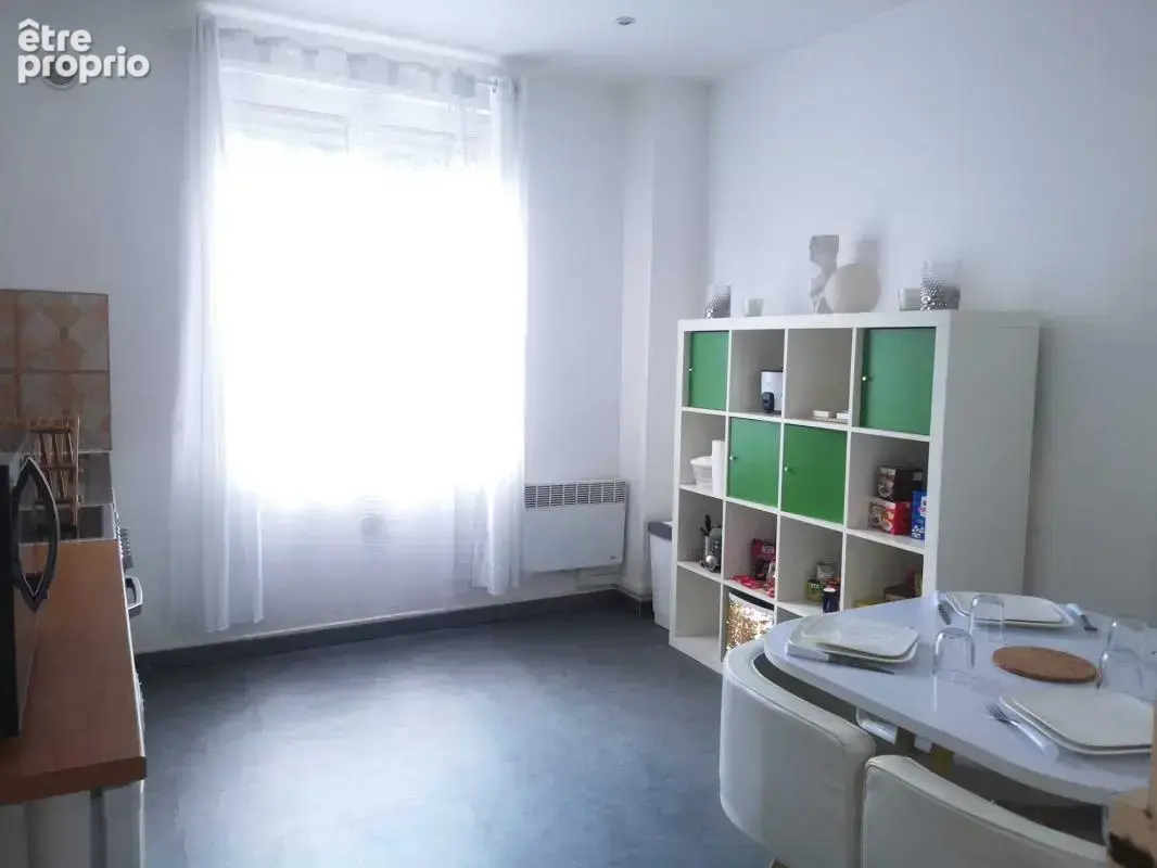 Appartement 2 pièces – VILLENEUVE-LE-ROI – Proche Centre-Ville et gare - photo 4