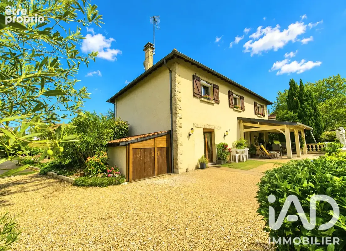 Photo 1 - Maison à USSAC