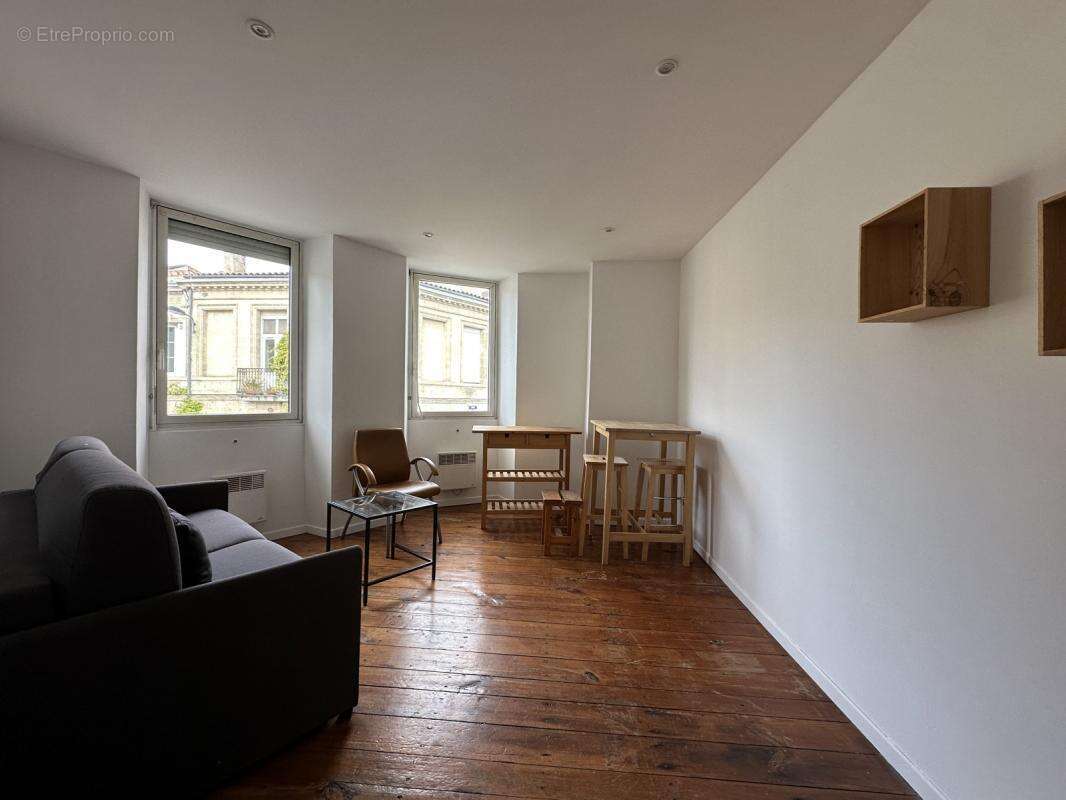 Appartement à BORDEAUX