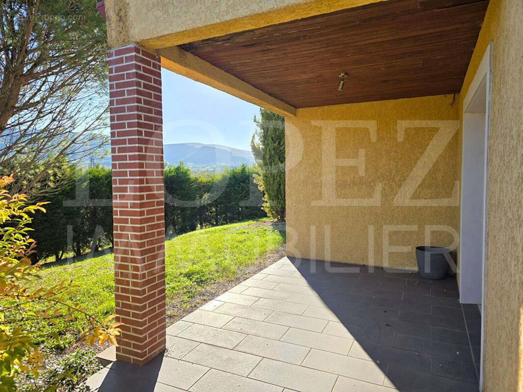 Maison à PAYRIN-AUGMONTEL