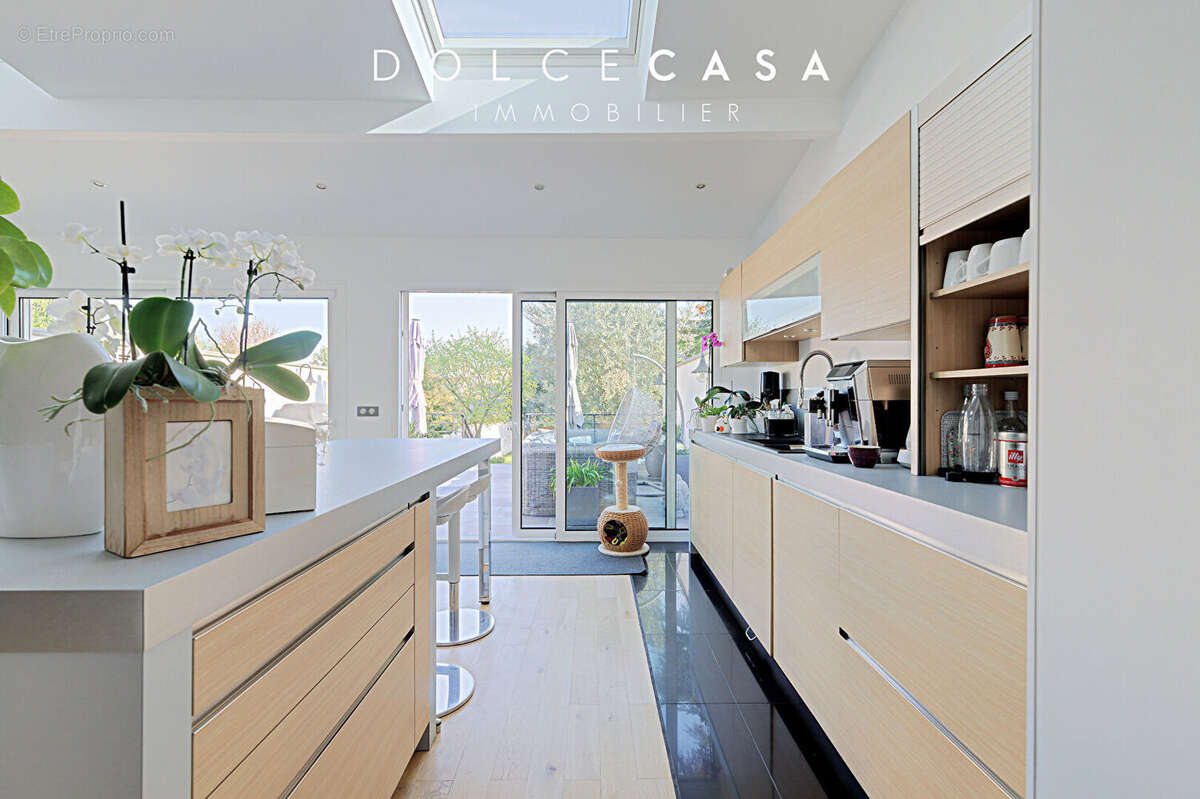 Maison à ROSNY-SOUS-BOIS