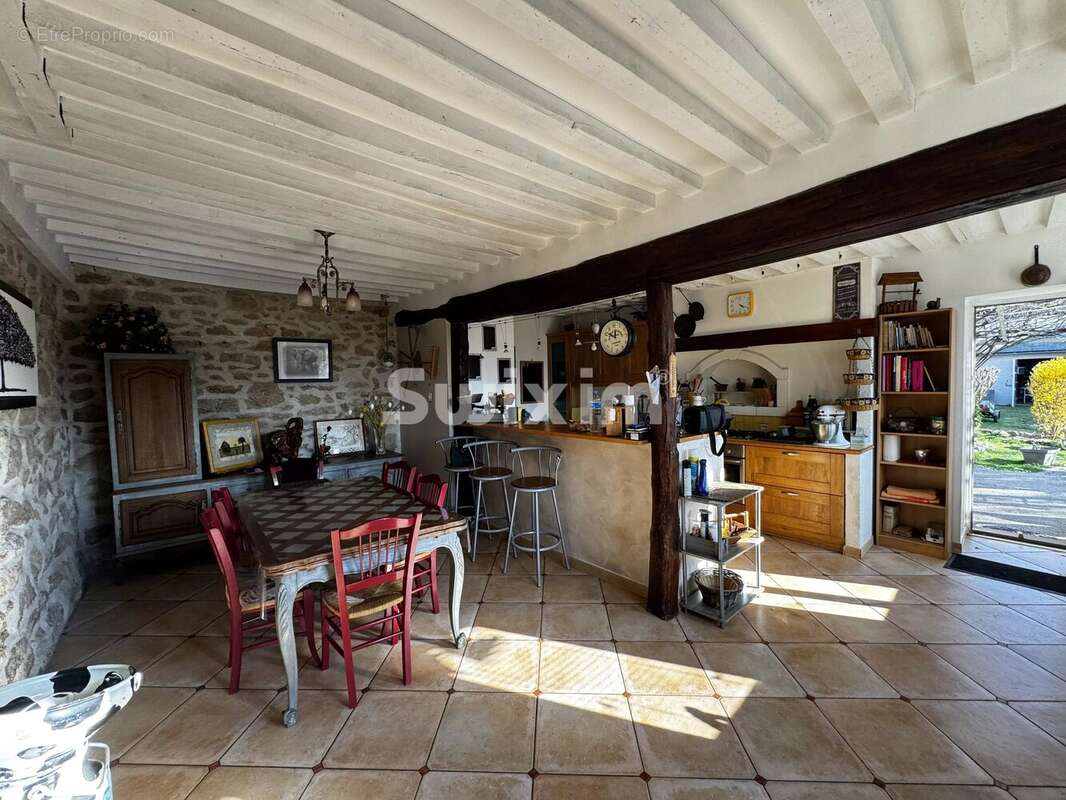 Maison de caractère avec piscine – Écrin de verdure à Avallon - photo 6