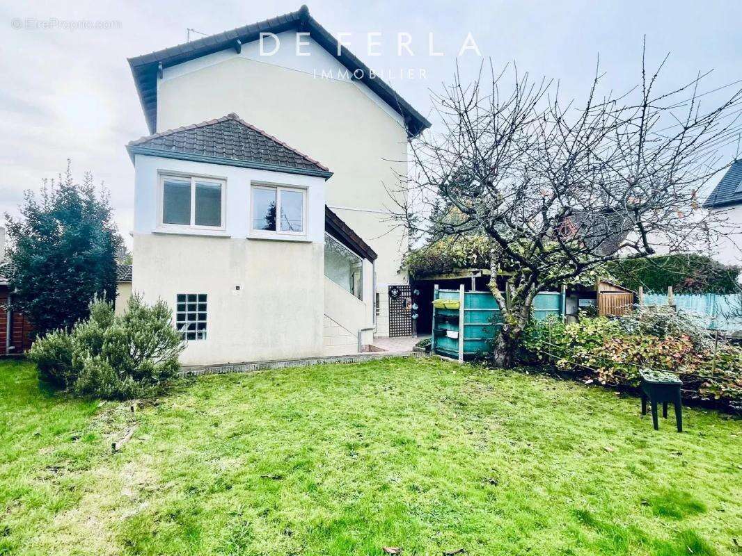 Maison à VILLIERS-SUR-MARNE