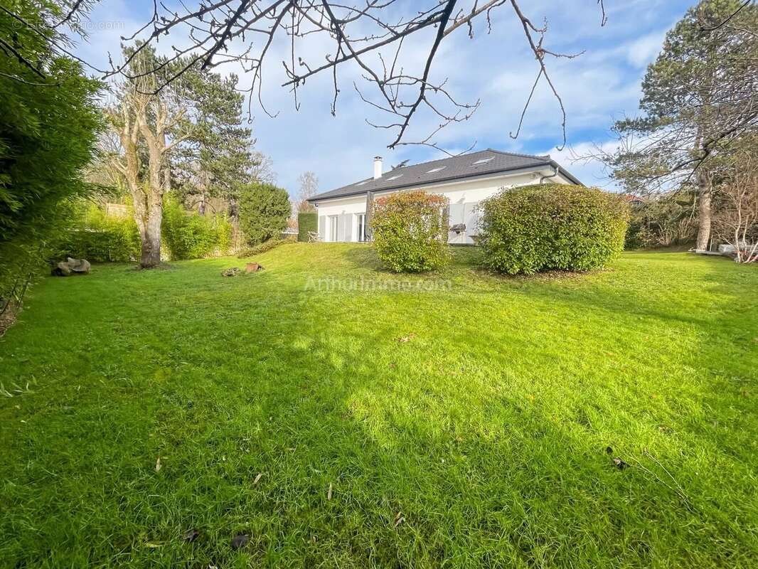 Maison à SOISY-SUR-SEINE