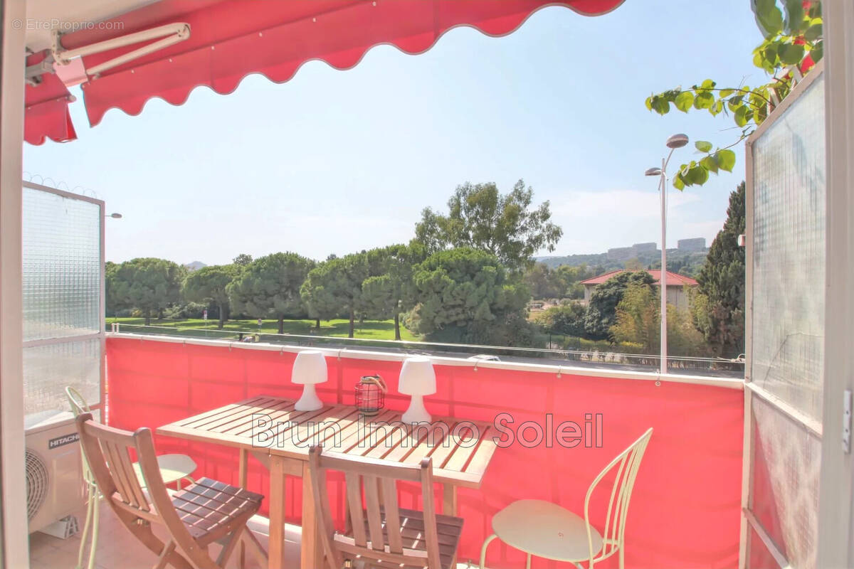 Appartement à CAGNES-SUR-MER