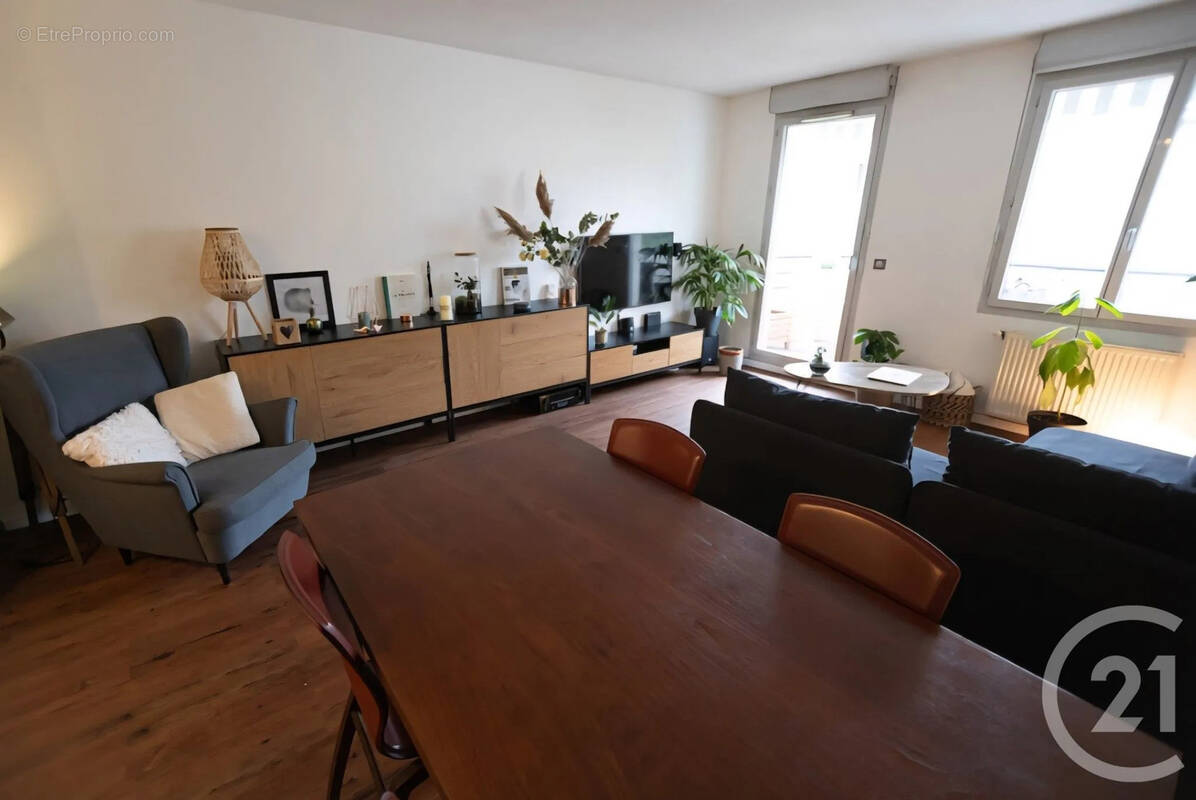 Appartement à LYON-8E