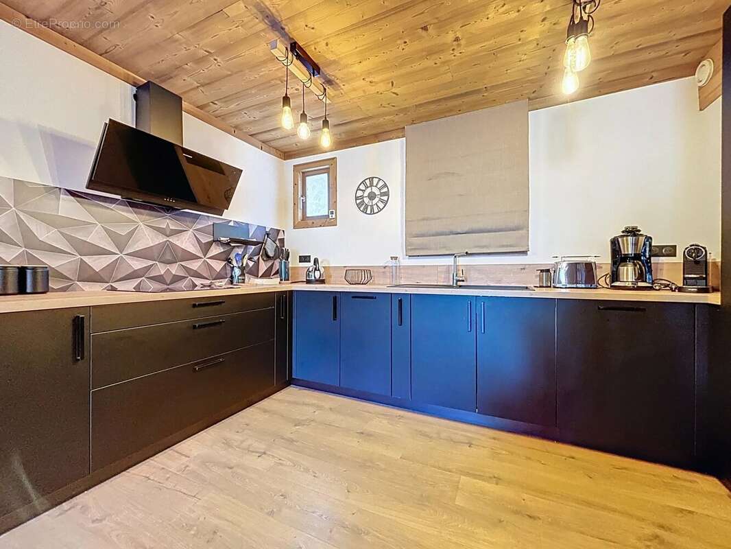 Appartement à SAINT-ETIENNE-DE-TINEE