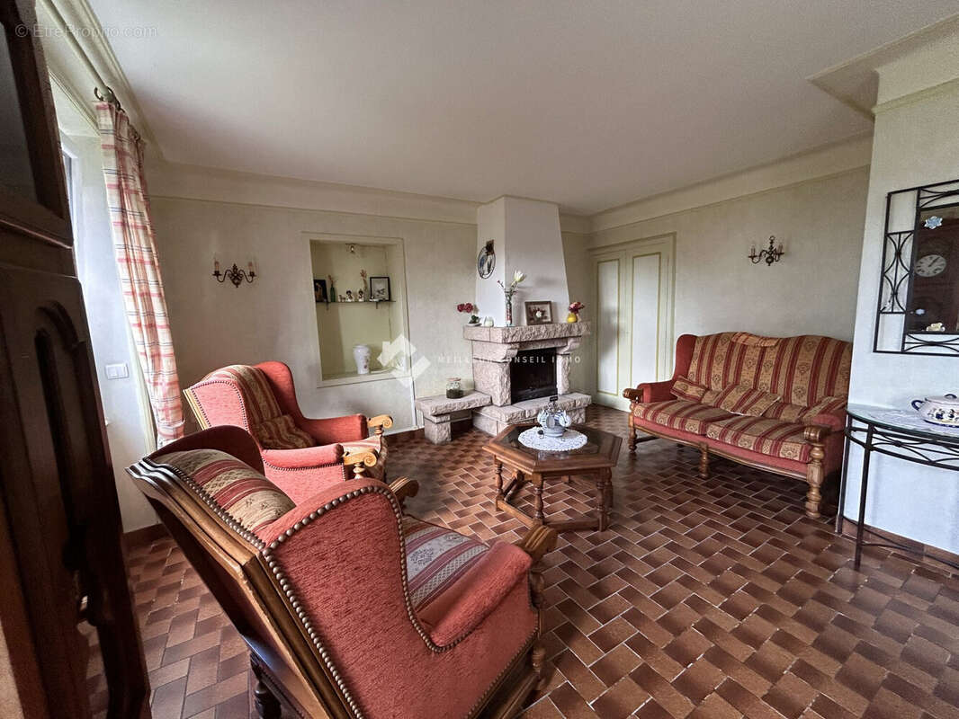 Maison 94 m² à Yffiniac  - photo 5