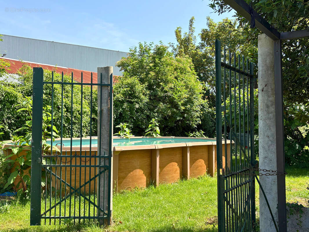 Maison à CHATEAUBERNARD
