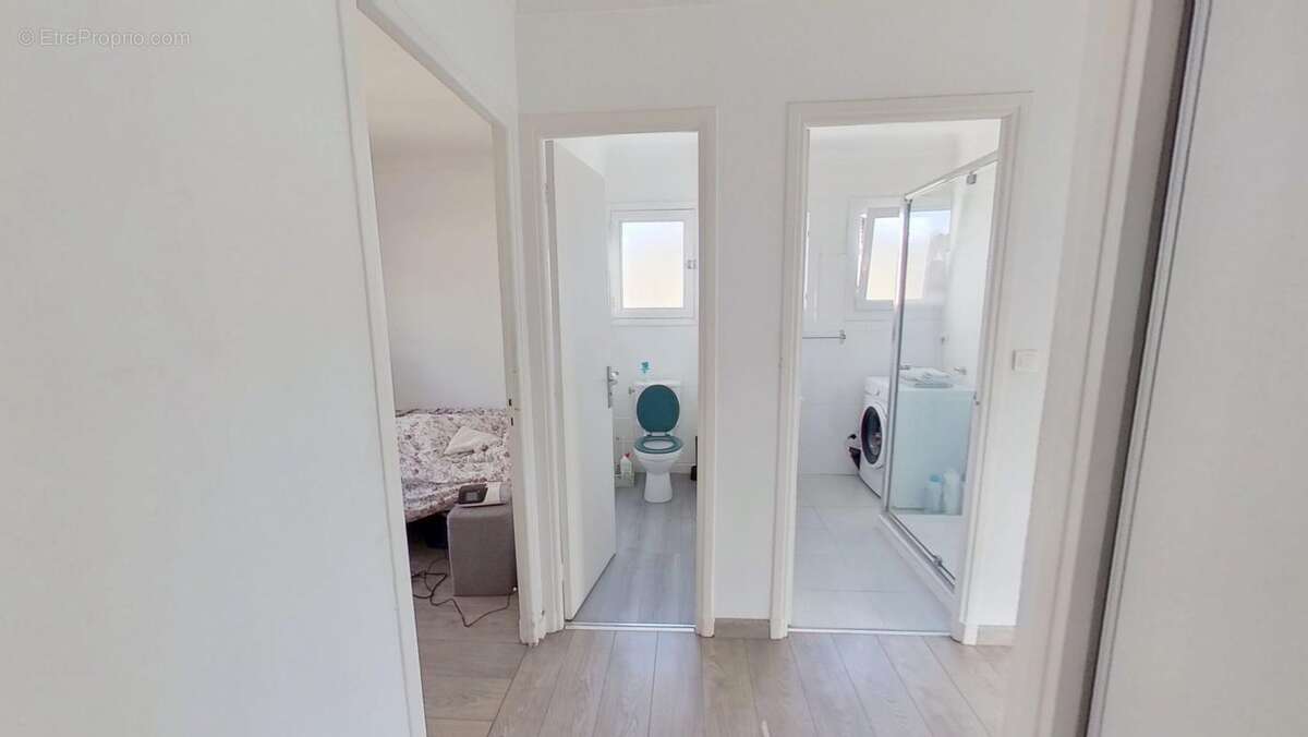 Appartement à CONTES