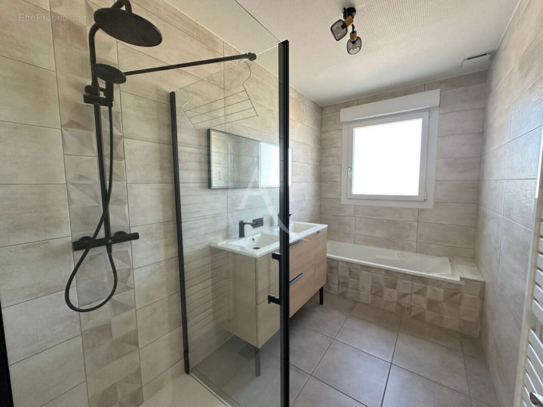 Maison à LE POIRE-SUR-VIE