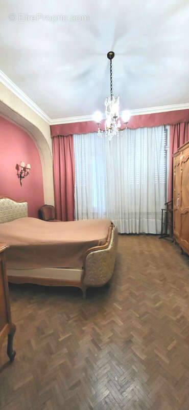 Maison à CHARLEVILLE-MEZIERES