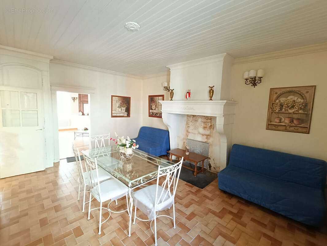 Maison à EURVILLE-BIENVILLE