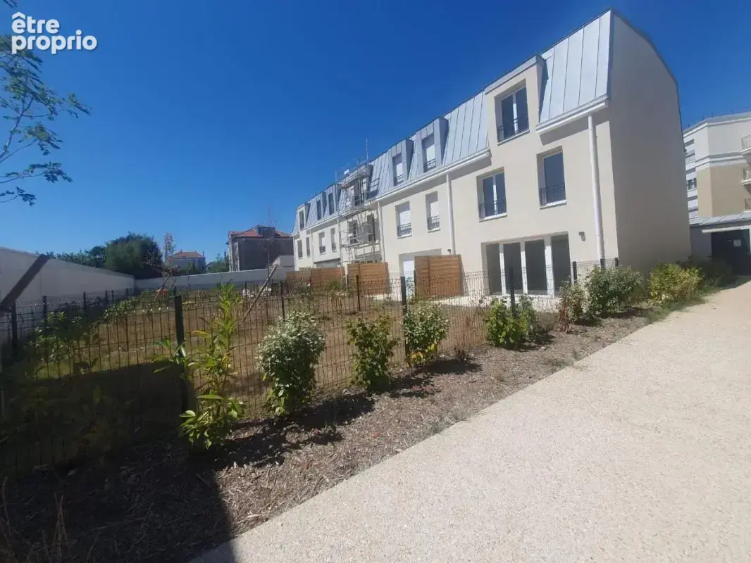 Maison à NEUILLY-PLAISANCE