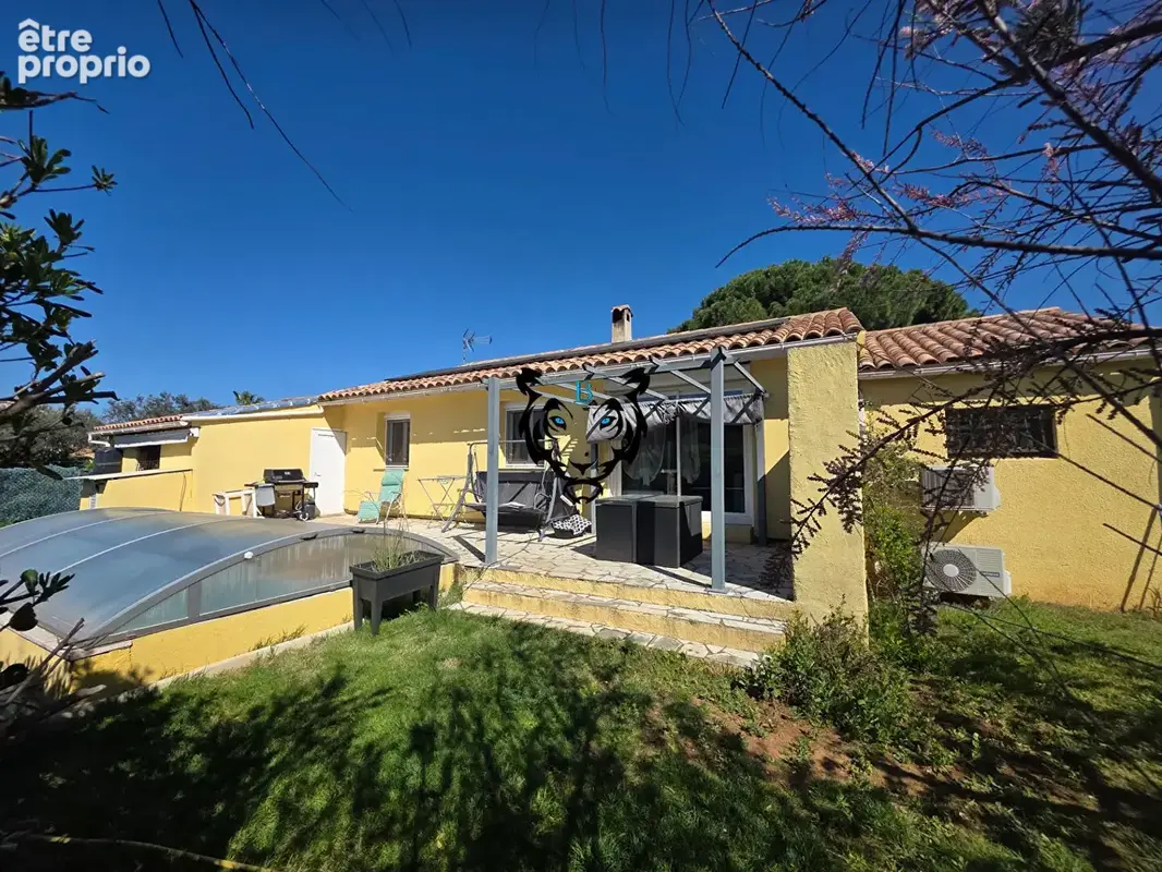 Maison plain-pied 4 pièces avec piscine, garage et terrain de 971 m² - photo 2