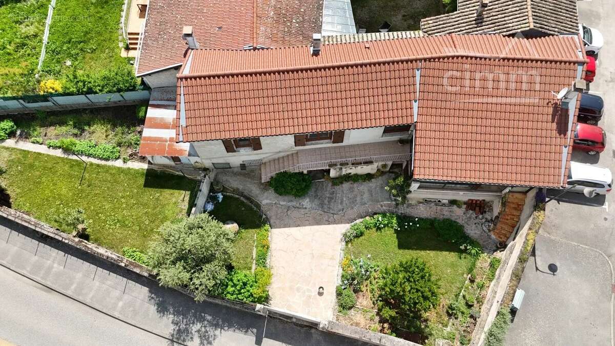 Maison à PEYRAUD