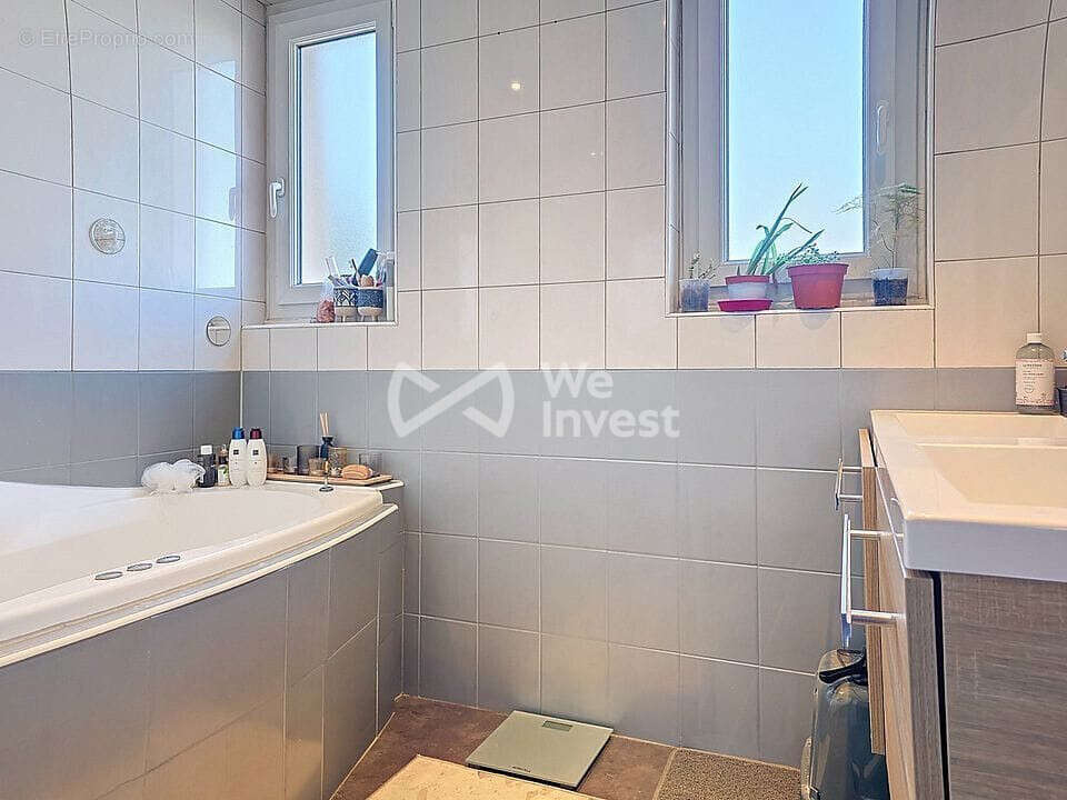 Appartement à BOURG-LES-VALENCE