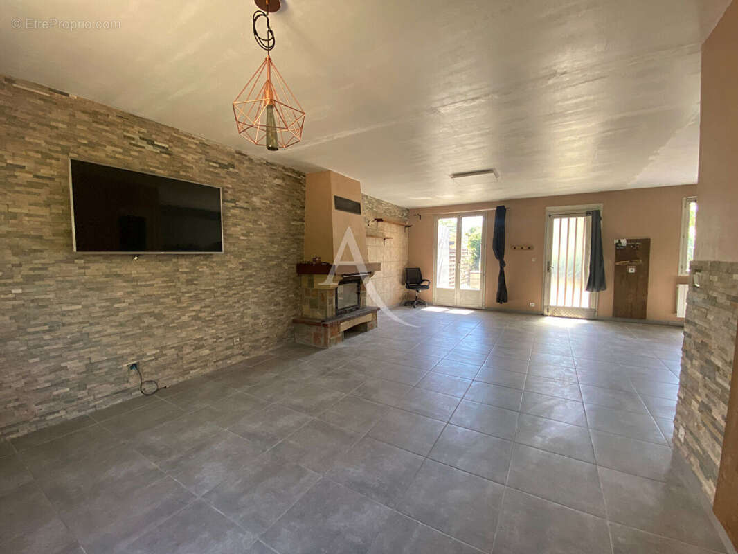 Maison de plain-pied Melun 4 pièce(s) 79 m2 - photo 2