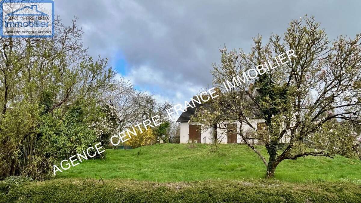 Maison à PRIMELLES