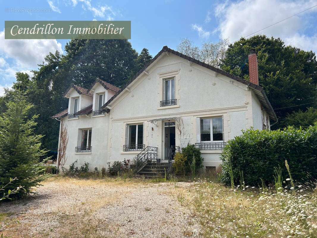 Maison à SAINT-DIZIER-LEYRENNE