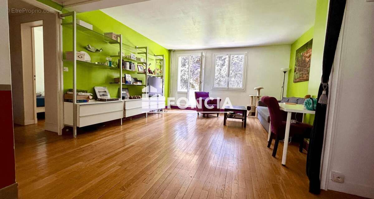 Appartement à BOURG-LA-REINE