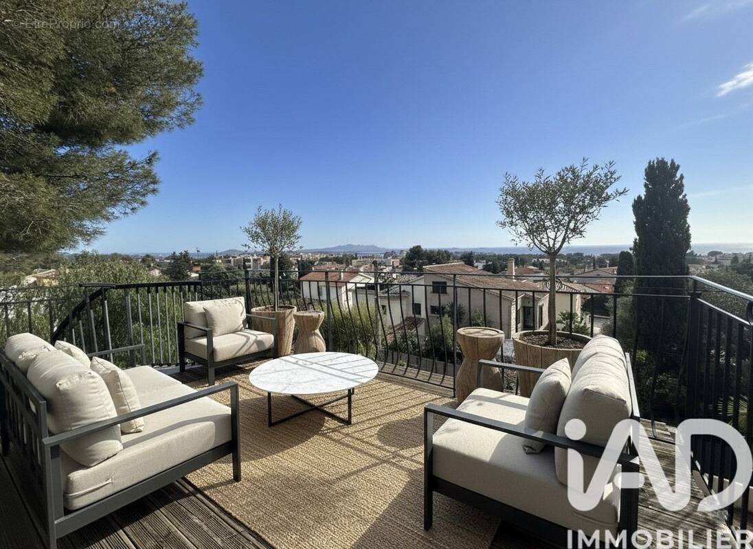 Photo 1 - Maison à BANDOL