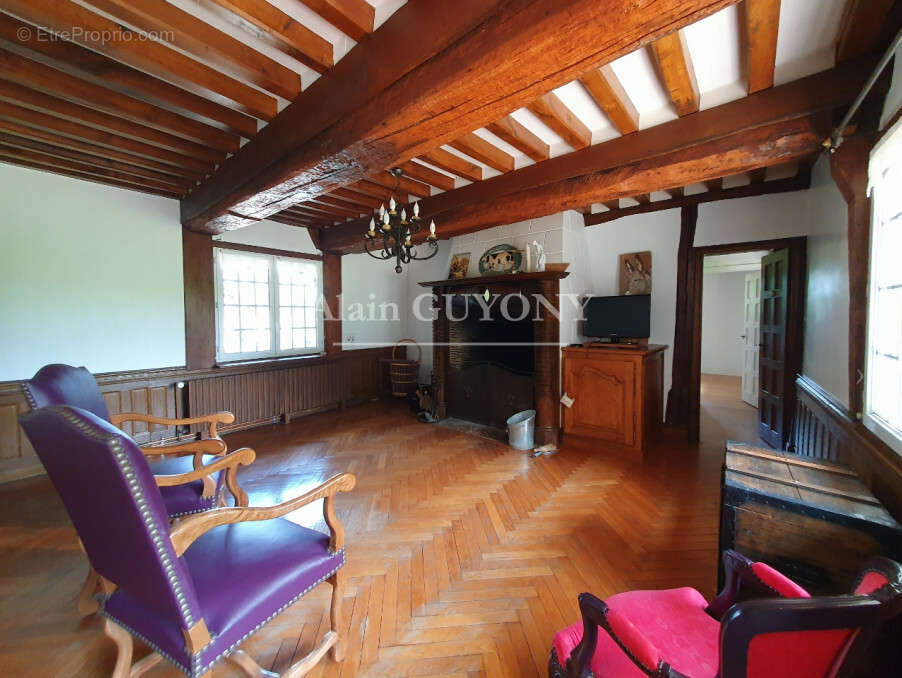 Maison à BOURNEVILLE