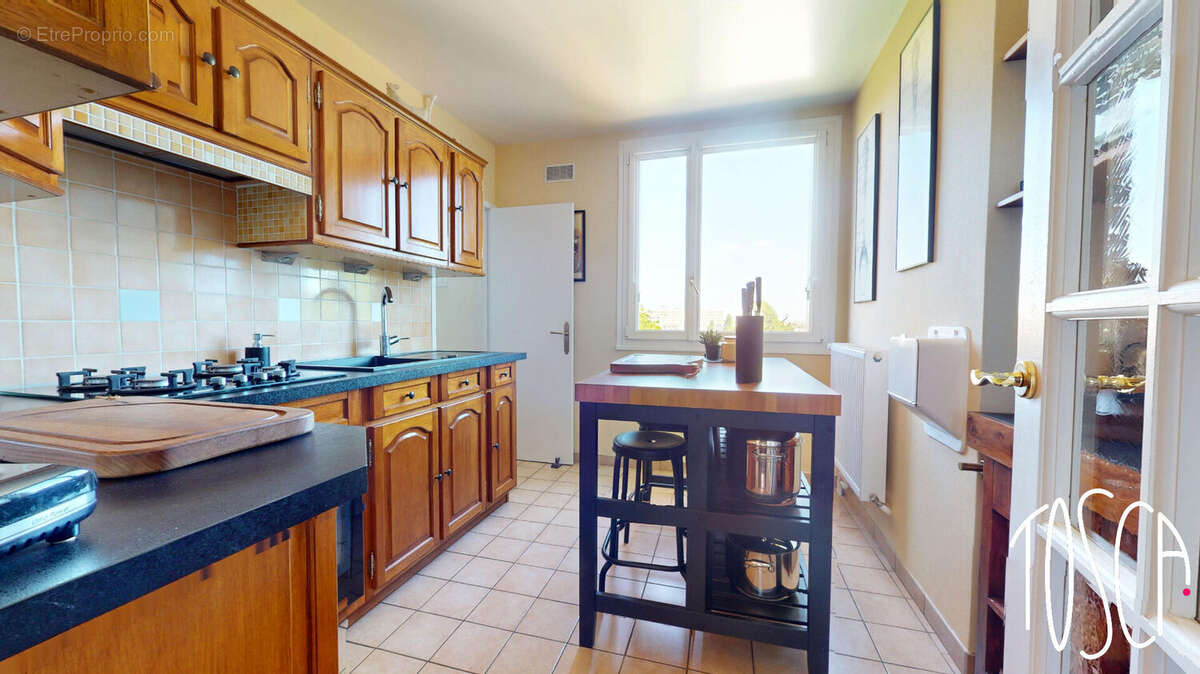 Appartement à THIAIS