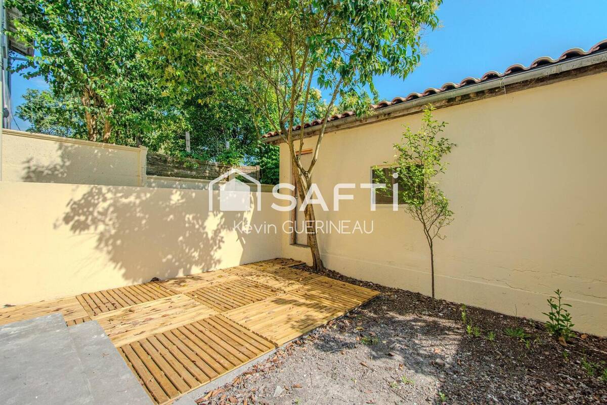 Photo 1 - Appartement à BORDEAUX
