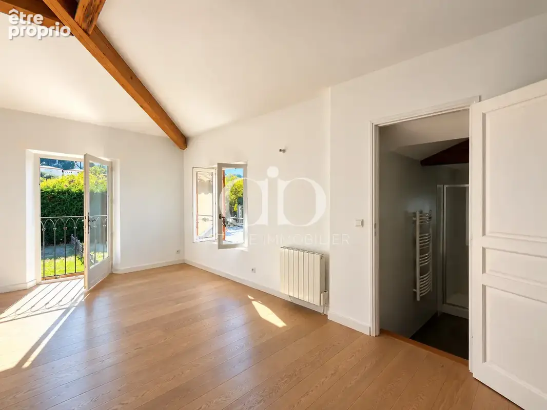 Roquevaire   le charme d’une bâtisse ancienne, l’esprit d’une maison et 300 m2 de jardin privatif - photo 13