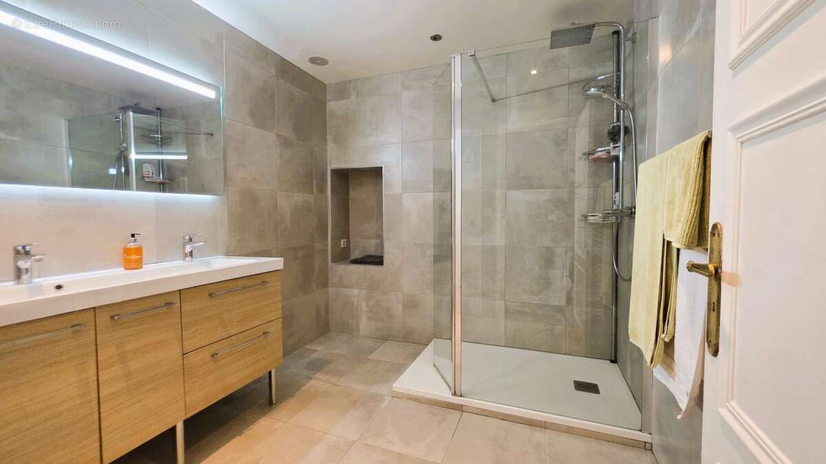 Maison à SAINT-ANTONIN-NOBLE-VAL