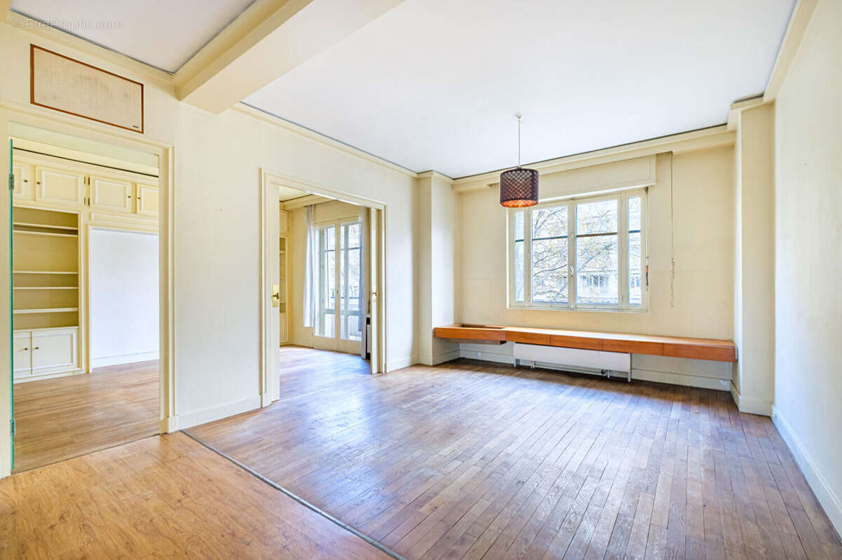 Appartement à LYON-8E