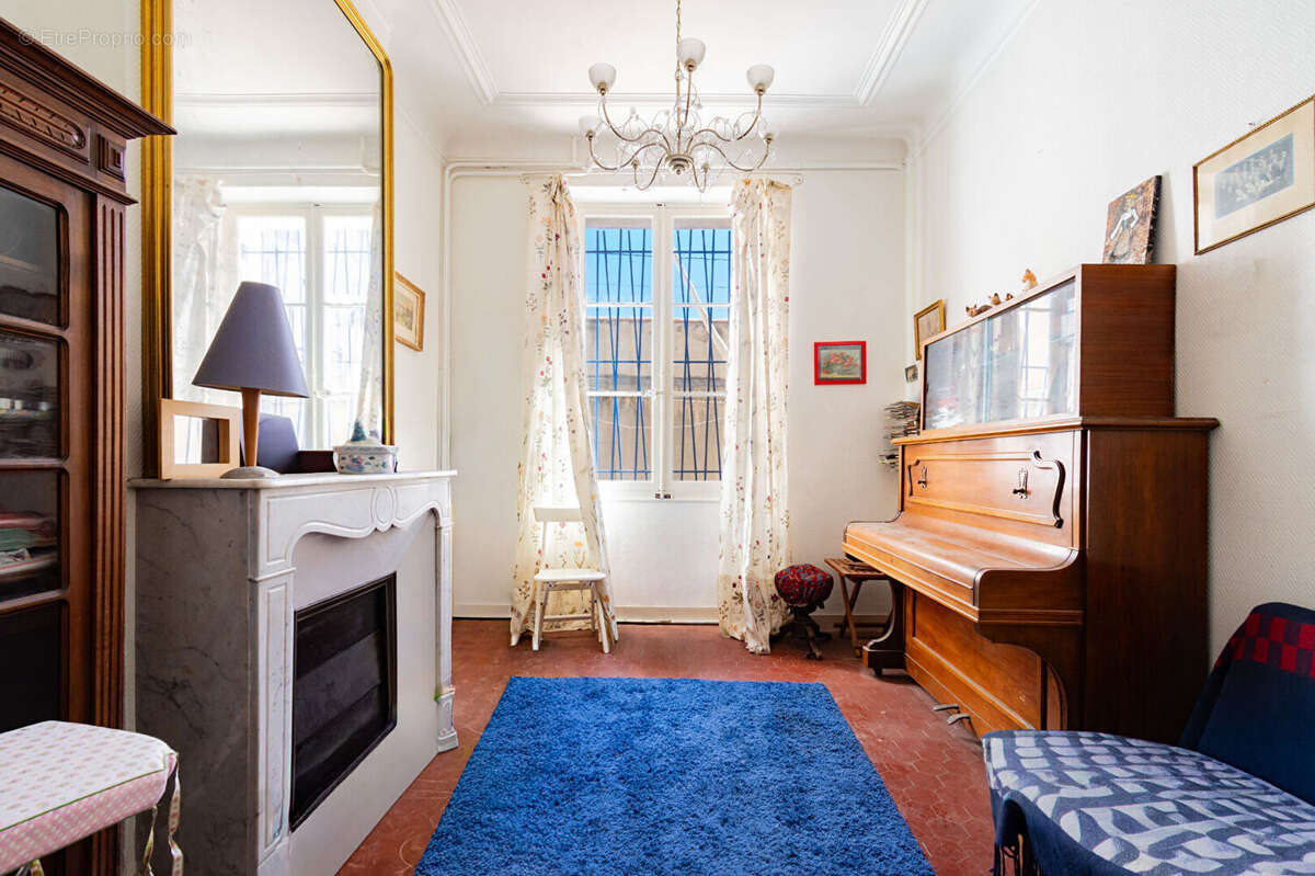 Maison à MARSEILLE-7E