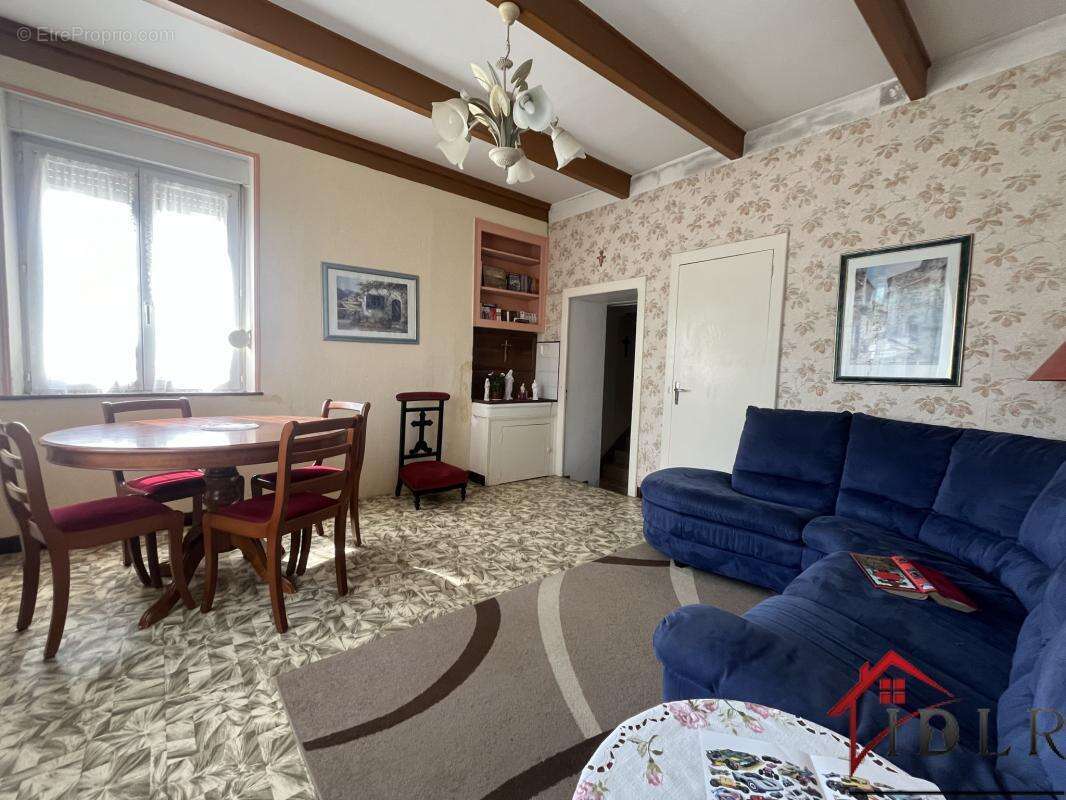 Maison à PARNOY-EN-BASSIGNY