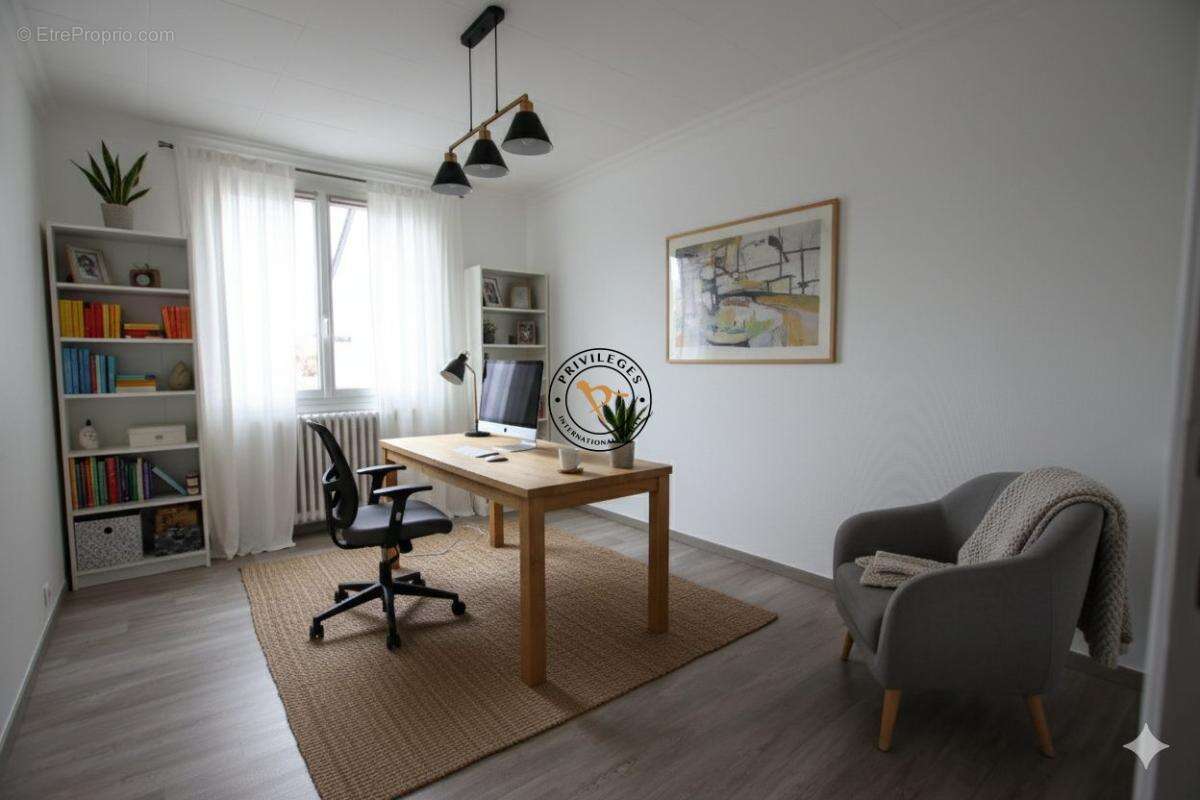 Appartement T4, extérieur et garage -- Nantes, Parc de Procé - photo 3