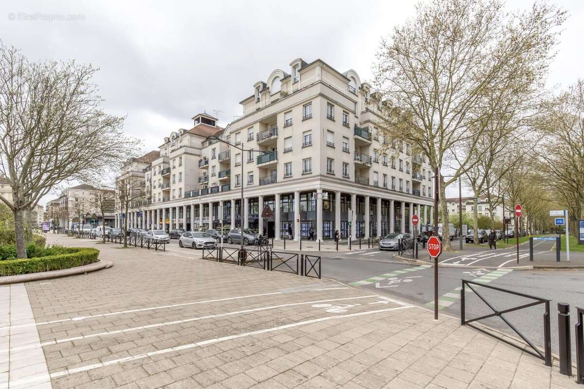 Appartement à BUSSY-SAINT-GEORGES
