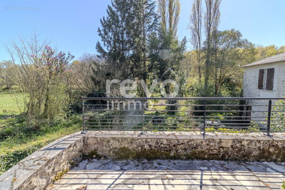 Maison à SAUVETERRE-DE-GUYENNE