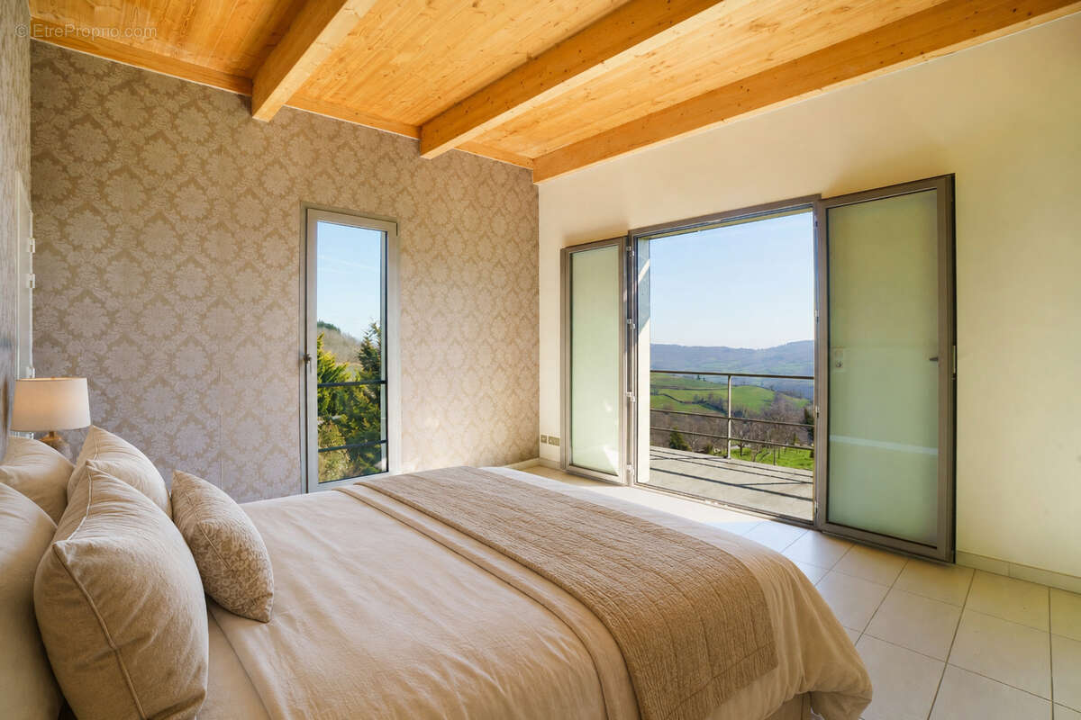 Maison d'architecte Serrières 7 pièces 251 m2 - photo 7