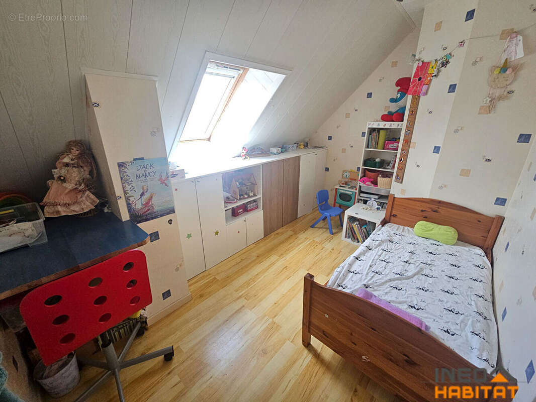 Vente Maison 5 pièces 110 m² ? LANGAN (35850)  4 chambres & terrain 800 m² - photo 9